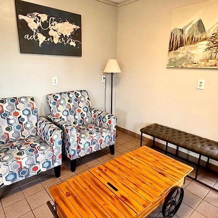 Super 8 By Wyndham Missoula/Brooks Street Otel Dış mekan fotoğraf