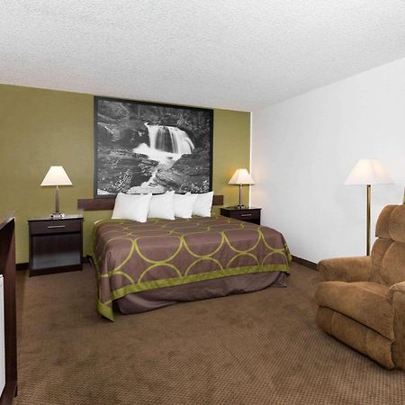 Super 8 By Wyndham Missoula/Brooks Street Otel Dış mekan fotoğraf
