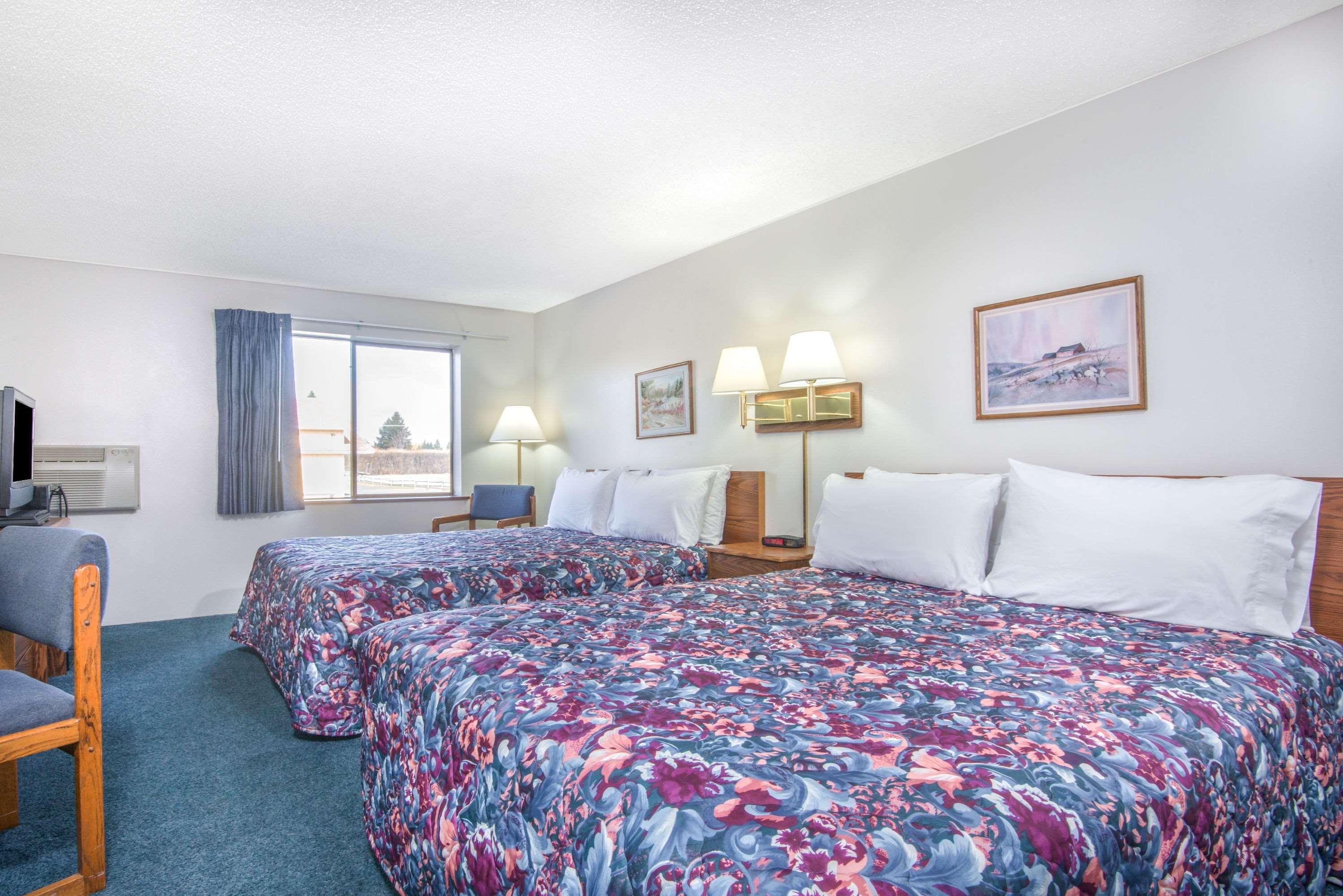 Super 8 By Wyndham Missoula/Brooks Street Otel Dış mekan fotoğraf
