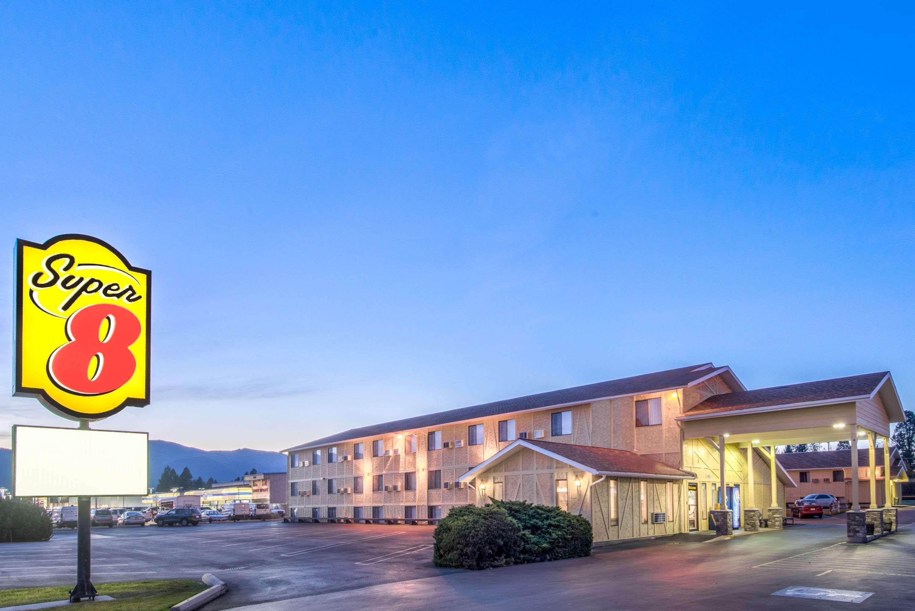 Super 8 By Wyndham Missoula/Brooks Street Otel Dış mekan fotoğraf